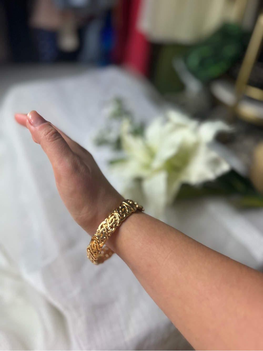 Vintage OTC 18KT Italian Gold Plated Women's Linked Chain Bracelet Toggle Clasp - Picture 9 of 16